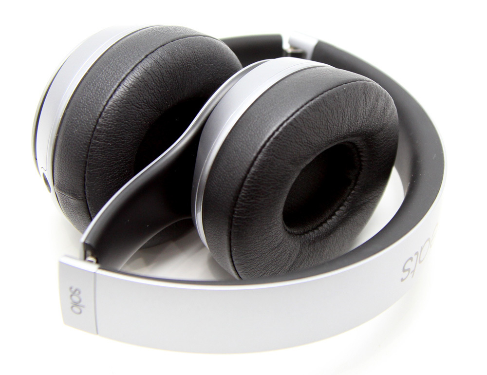中古】beats ワイヤレスヘッドホン beats solo2 wireless MKLF2PA/A