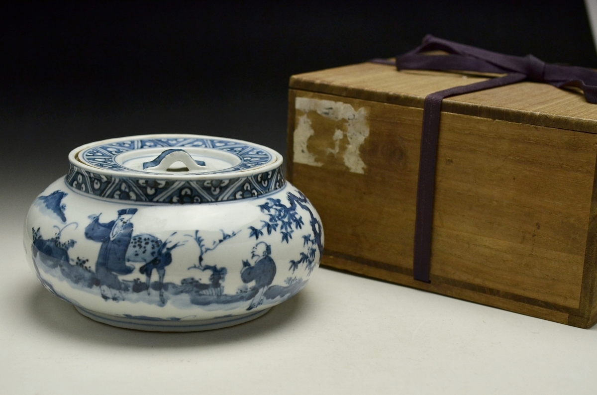  逗子邸コレクション放出19 明末祥瑞手水指 桐箱付属 胴横幅19.6cm 高9.8cm 中国古玩骨董 同日落札同梱可(明)｜売買されたオークション情報、yahooの商品情報をアーカイブ公開 - オークファン 明