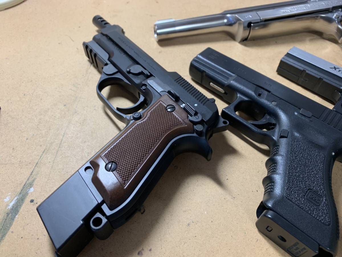 東京マルイ ガスガンハイキャパ グロック デザートイーグル M93R