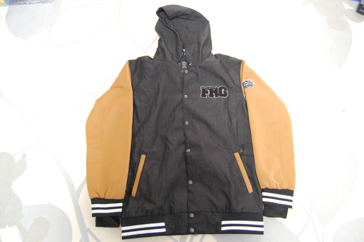 フォレスティンギア　スノーボードウェア(男性用)　上着のみ_1