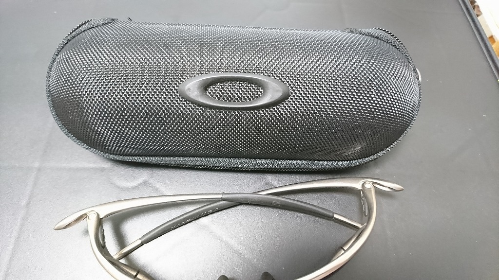 オークリージュリエット 美品 - 伝説のOAKLEY X-METAL JULIETが蘇る 