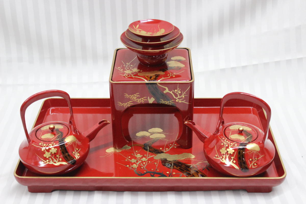屠蘇器（とそき）セット 蔵出し 蒔絵(松竹梅図) 漆塗り お祝い 屠蘇器