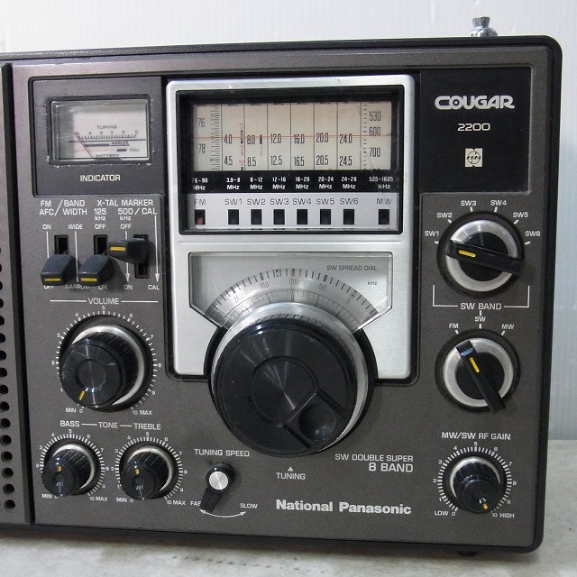 National Panasonic Cougar RF-2200 BCLラジオ