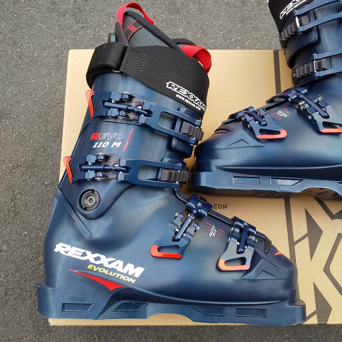 美品☘️ REXXAM レクザム　R-EVO 110M　(22/23モデル) REXXAM（レクザム）ブーツ2022-2023モデルをご紹介！