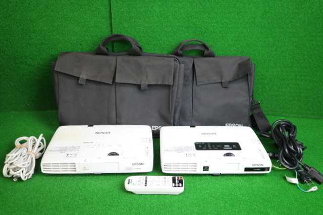 △3037 EPSON ビジネスプロジェクター【 EB-1776W 】+ 【EB-1760W