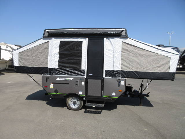 Wing 新車キャンピングトレーラーモデル Forest River Rockwood Freedom 1640ltd 普通免許 ｏｋ 交渉ｏｋ トレーラー 売買されたオークション情報 Yahooの商品情報をアーカイブ公開 オークファン Aucfan Com