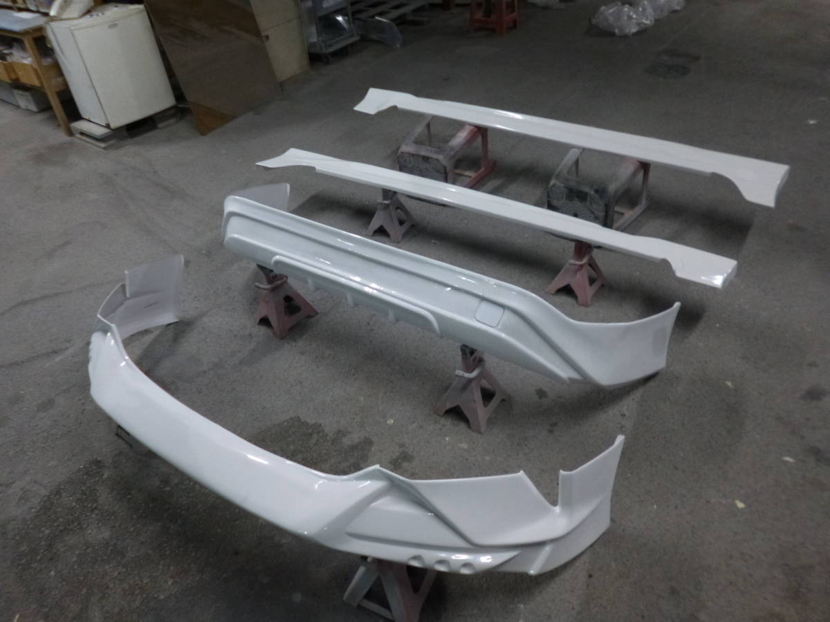  特価 50 プリウス 前期 LEDタイプ ハーフエアロ 3点セット フロント サイドステップ リア スポイラー(セット)｜売買されたオークション情報、yahooの商品情報をアーカイブ公開 - オークファン トヨタ用