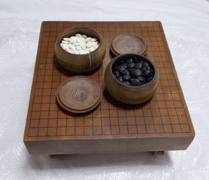 囲碁盤 囲碁セット ヘソあり 足付き 5.5寸 碁盤 中古のYahoo