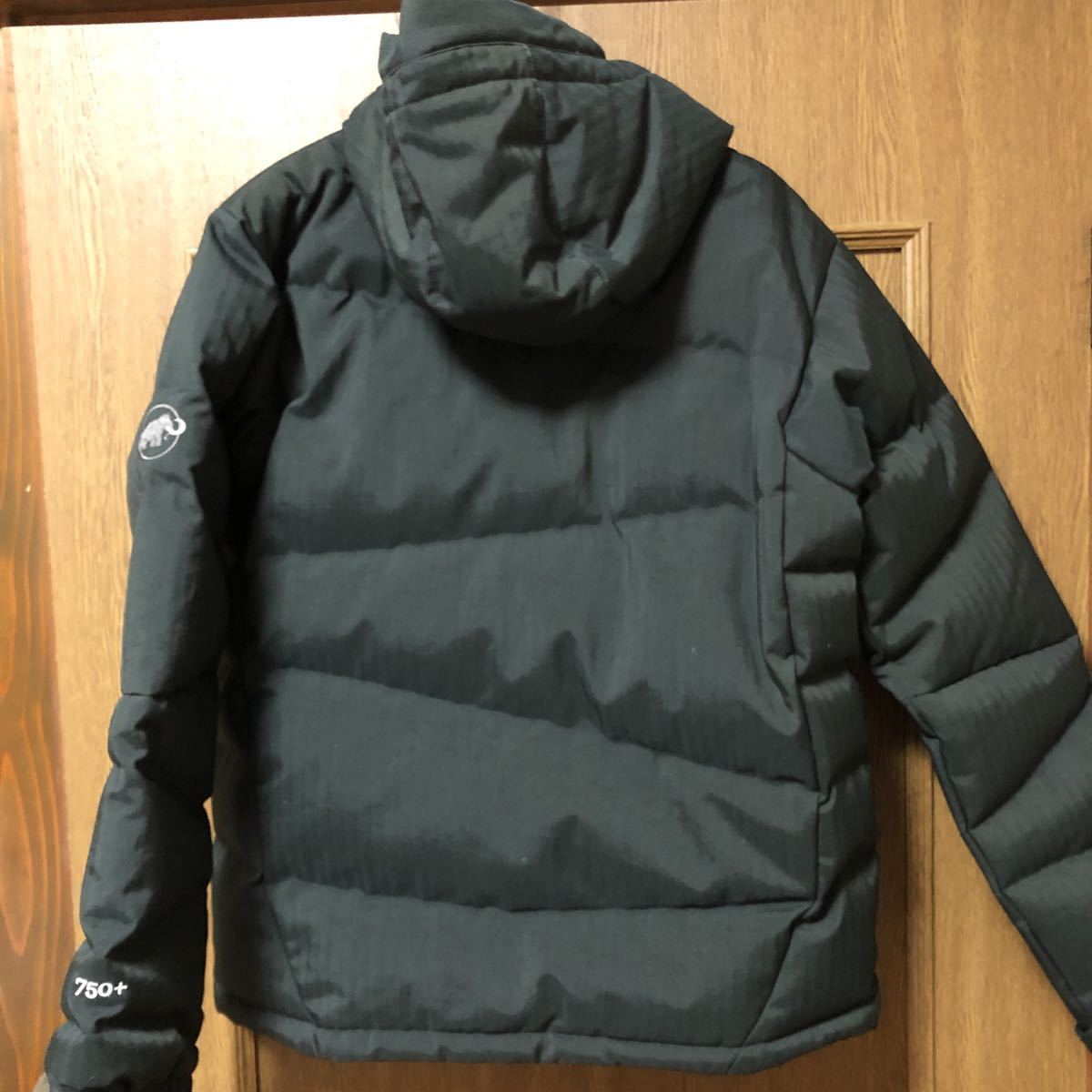 MAMMUT マムート アトラスフーディヘリンボーンダウンジャケット