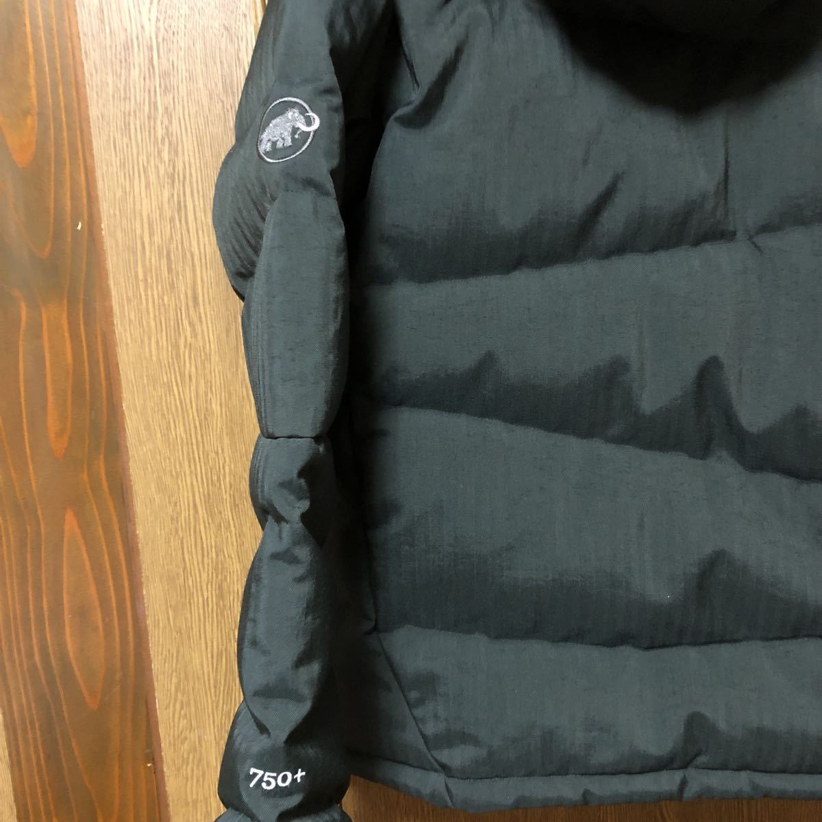 MAMMUT マムート アトラスフーディヘリンボーンダウンジャケット