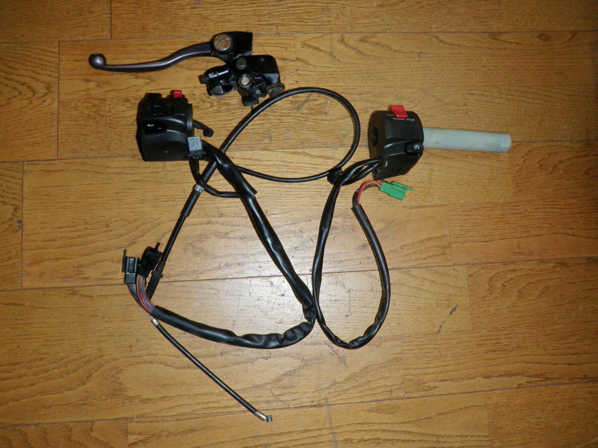 ZRX400 ZR400-E1 94年 ハンドルスイッチ左右 46091-1588 46091-1591