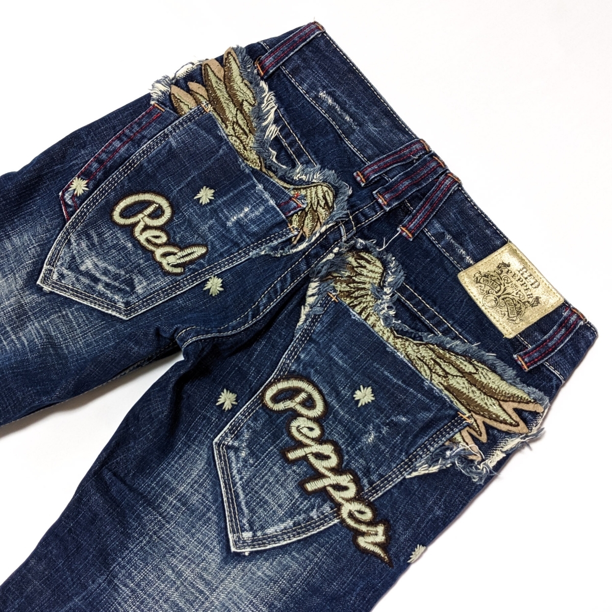 大人気，定番人気 レッドペッパー red pepper 韓国 KOREA デニム ジーンズ ジーパン 刺繍 派手 羽 羽根 翼 ツバサ used加工 ユーズド加工(女性用)｜売買されたオークション情報、yahooの商品情報をアーカイブ公開 - オ 女性用