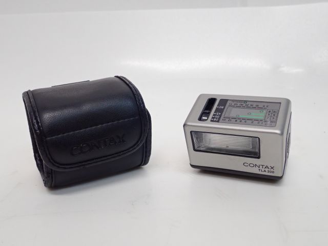 CONTAX コンタックス ストロボフラッシュ TLA200 ケース付き ≡ 5935D-4