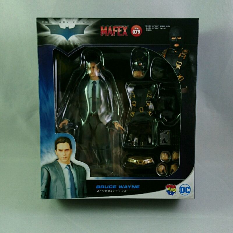 MAFEX No.079 マフェックス ダークナイト : Bruce Wayne ブルース