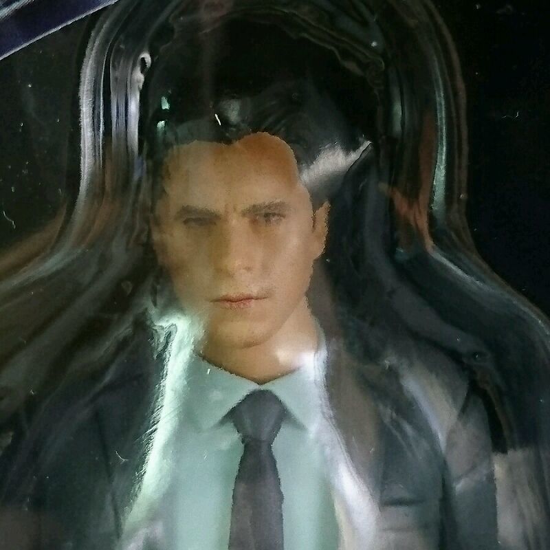 MAFEX No.079 マフェックス ダークナイト : Bruce Wayne ブルース