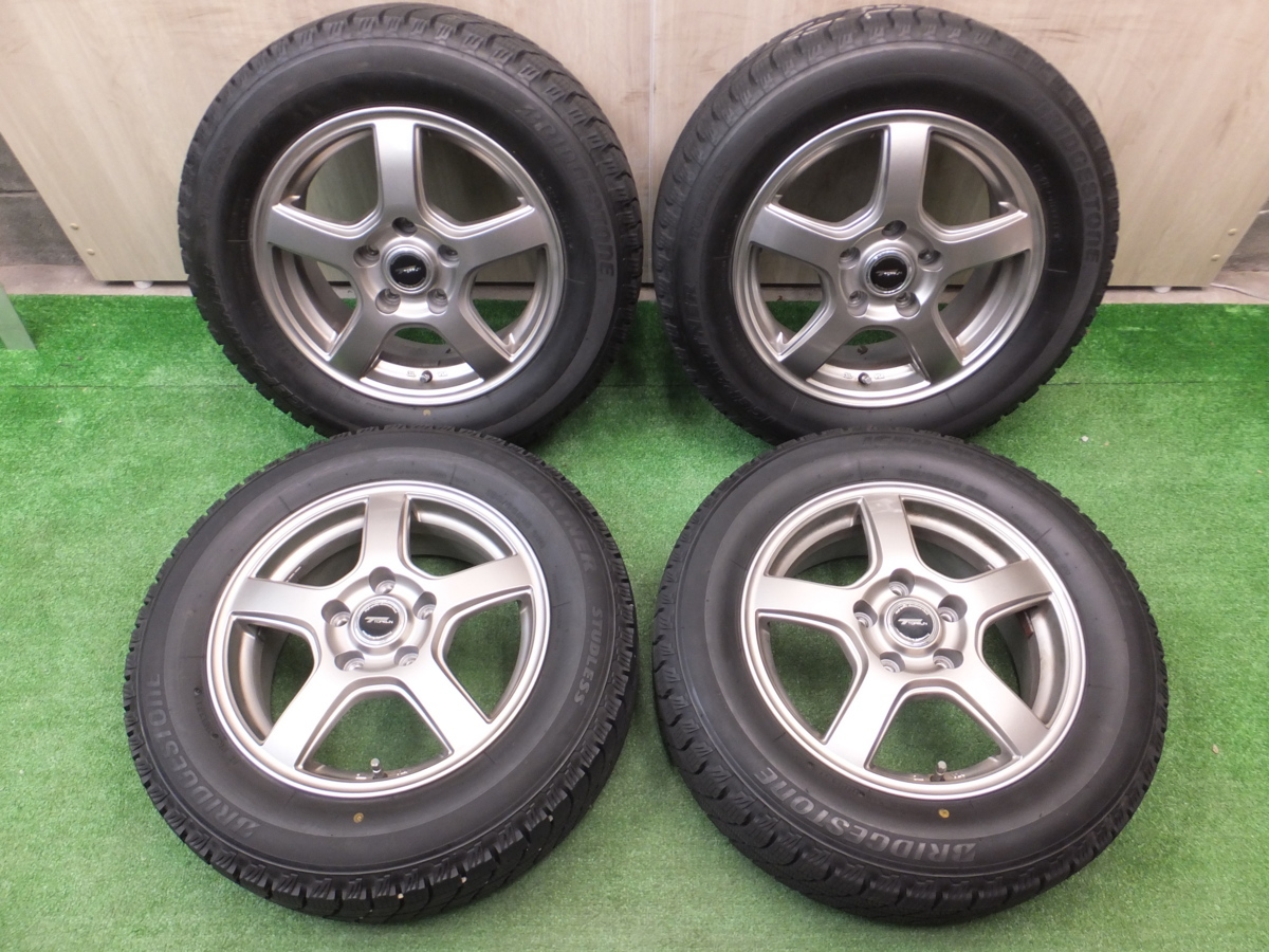 195⁄65R15 バリ溝 スタッドレス 綺麗 等 24年 9.5分☆プリウス EC202 