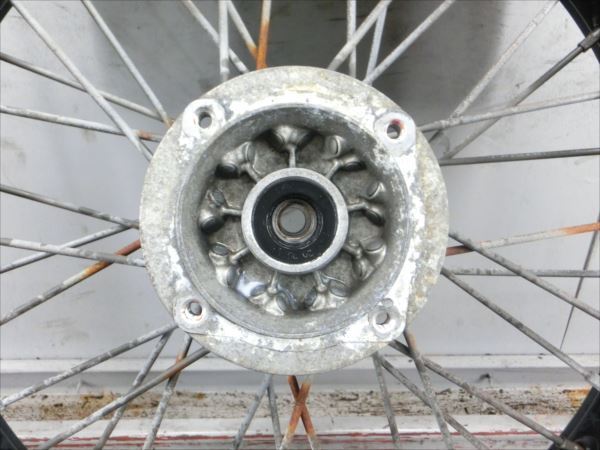 J8-1113 カワサキ Dトラッカー フロントホイール タイヤ 【LX250E-A02
