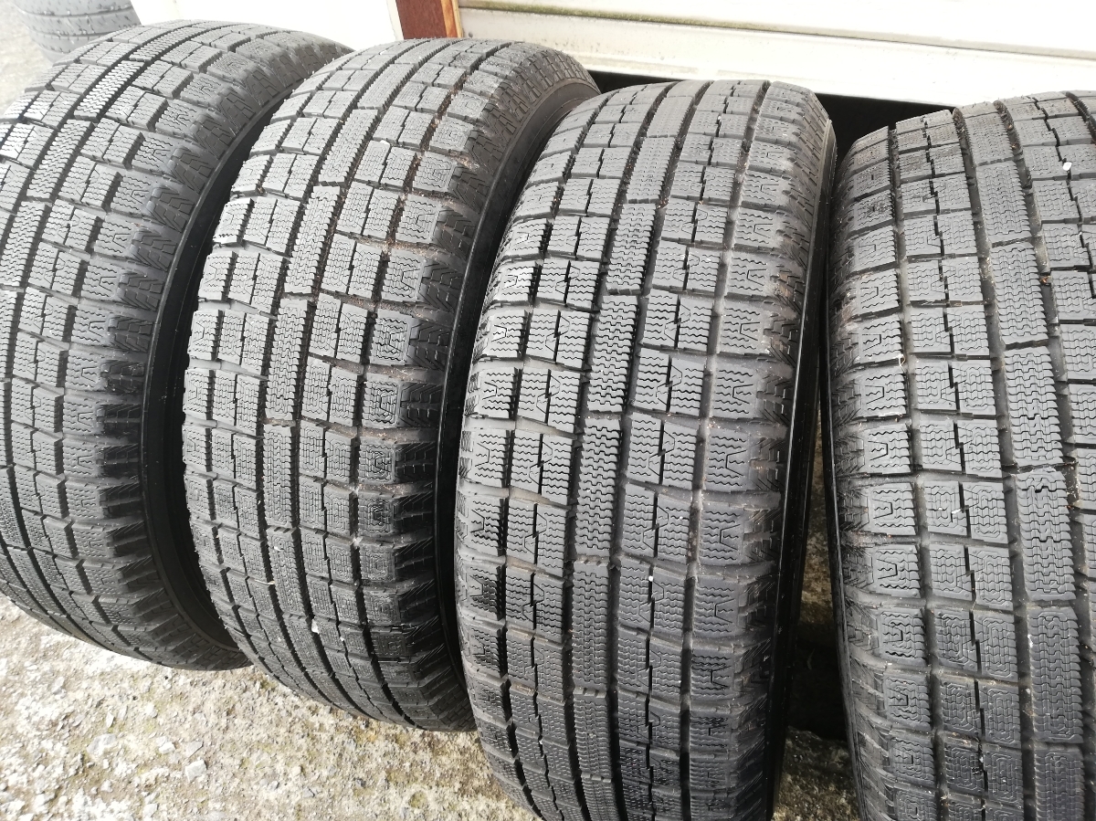 本物保証，新作 イボ付あり メガ溝 195/65R15インチ GARIT.G5 2015製.プリウス ウィッシュ ノア ヴォクシー ステップワゴン ストリーム セレナ等(中古品)｜売買されたオークション情報、yahooの商品情報をアーカイ 15インチ