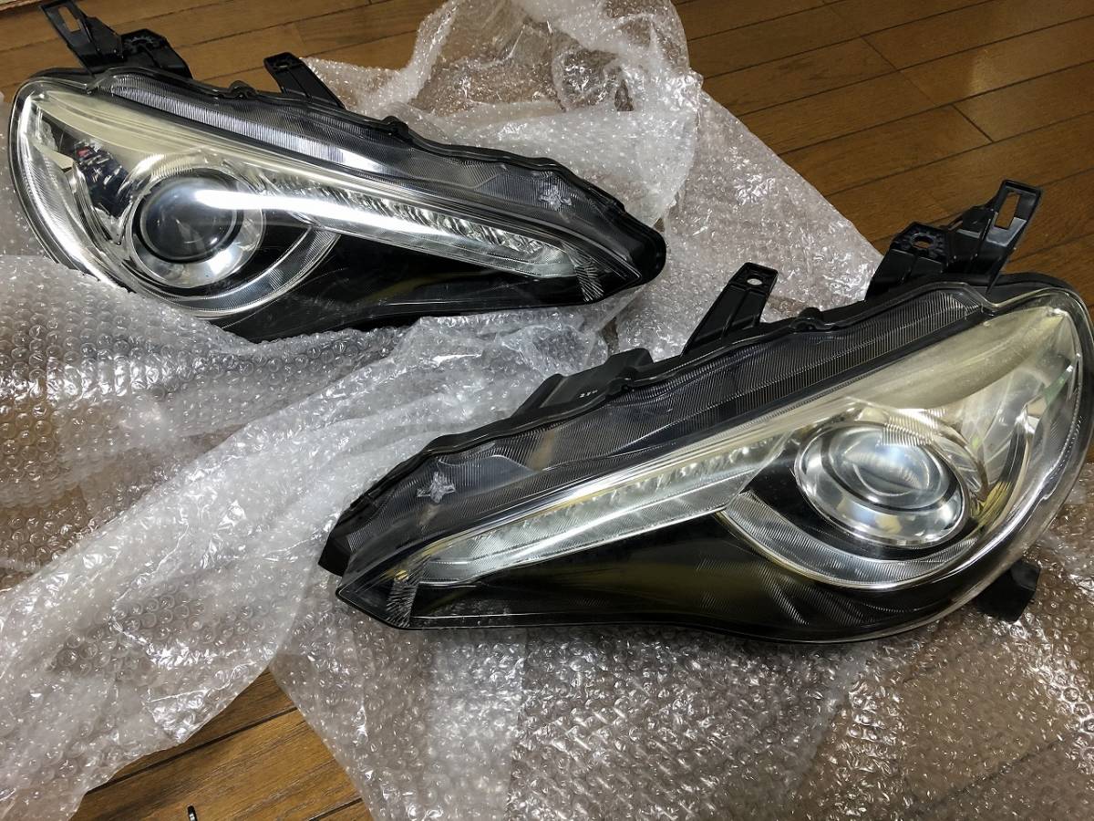車 86 zn6 前期 純正ヘッドライト HID GTLimited