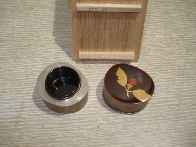 中村宗悦 茶道具 塗師 玄々斎好写 筆柿香合 共箱 柿香合 溜塗 裏