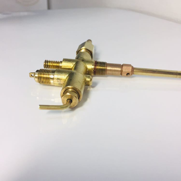 コールマン Coleman 200A Coleman200A&frasl;202&frasl;200A700 使用歴少 燃料バルブアッシー☆ バルブアッシー - 200a バルブ エアチューブ内スプリング 200A直ぐに消えませんか Yahoo!オークション 図 : 1965年9月