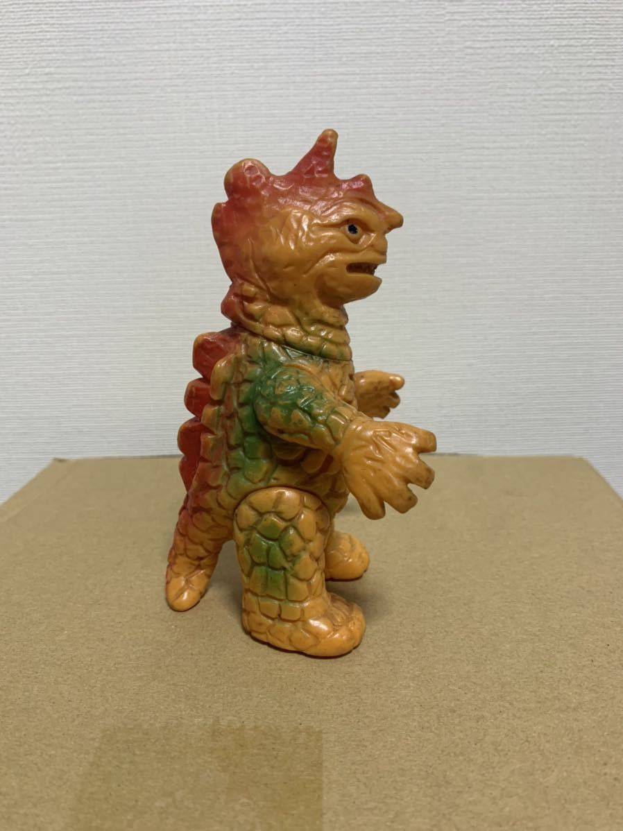当時物 ブルマァクゴルパゴスミドルサイズ 検怪獣ソフビウルトラマン