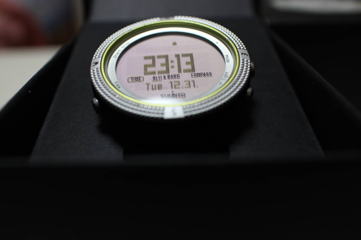 人気，最新作】 SUUNTO CORE スント コア LIGHT GREEN ライトグリーン
