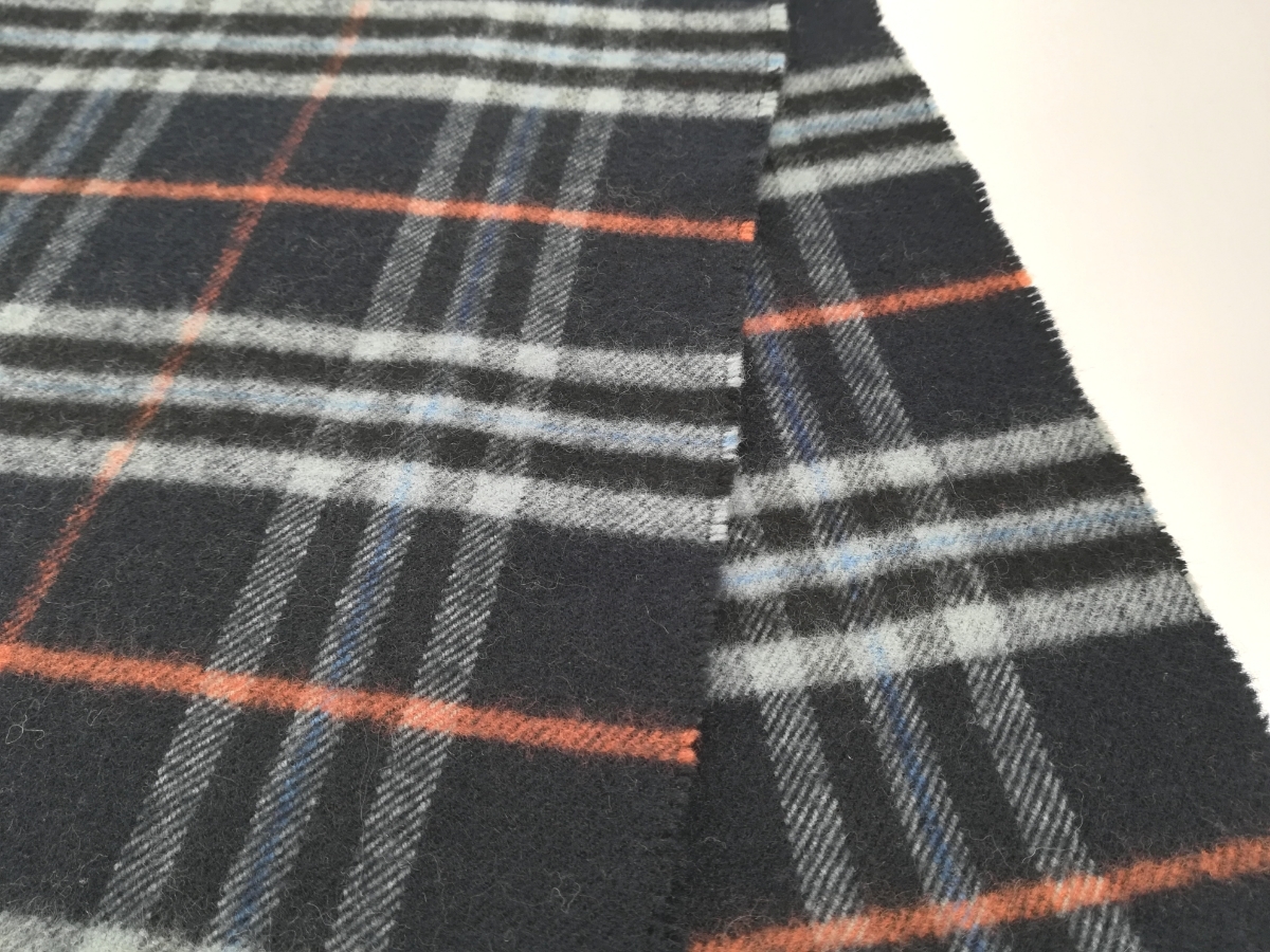 【希少美品】バーバリー カシミヤ100% 英国製　ネイビー　ロング　裏地総柄 バーバリー カシミアマフラー 160x32cm 英国製 ネイビー バーバリー