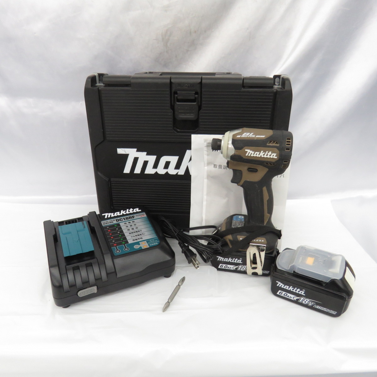 マキタ TD171DGXAB 18V-6.0Ah充電式インパクトドライバー 充電式 