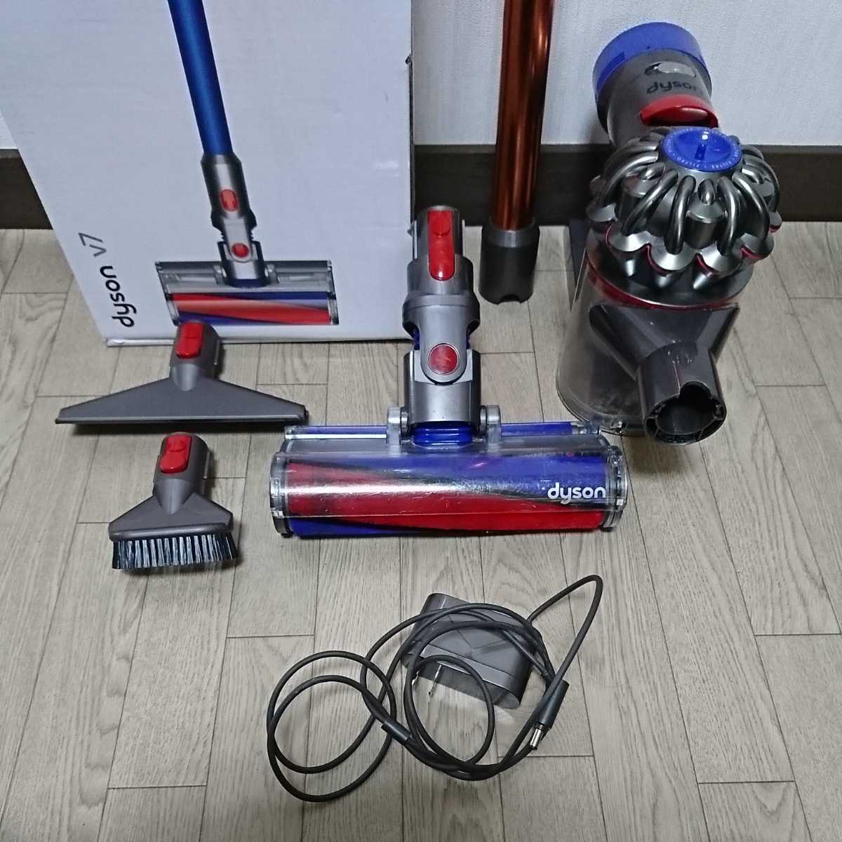 Dyson V8 Slim Fluffy ダイソン SV10 v8 掃除機 コードレス掃除機 公式 