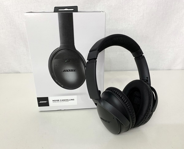 美品 BOSE QuietComfort 35 ワイヤレスヘッドホン ノイズキャンセ