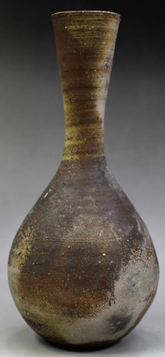 C-230 備前焼 花入 泰山窯 共箱 しおり 高さ21センチ 花器 花瓶