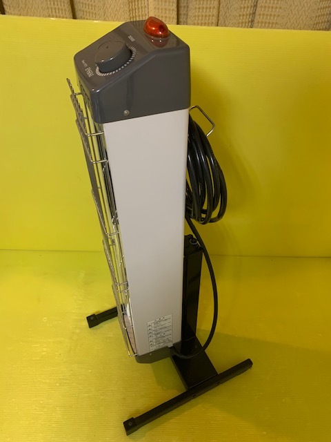 ☆動作品☆デンソー 遠赤外線ヒーター 【EG-10RS】 電気ストーブ