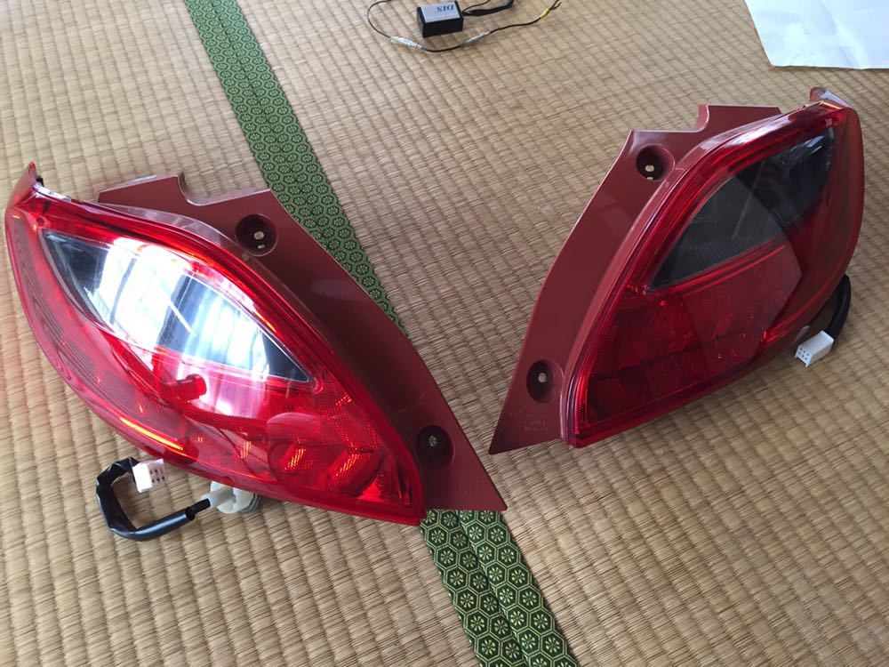 DE系デミオ 後期LEDテールランプ DE5FS DE3FS 自動車メーカー別 パーツ