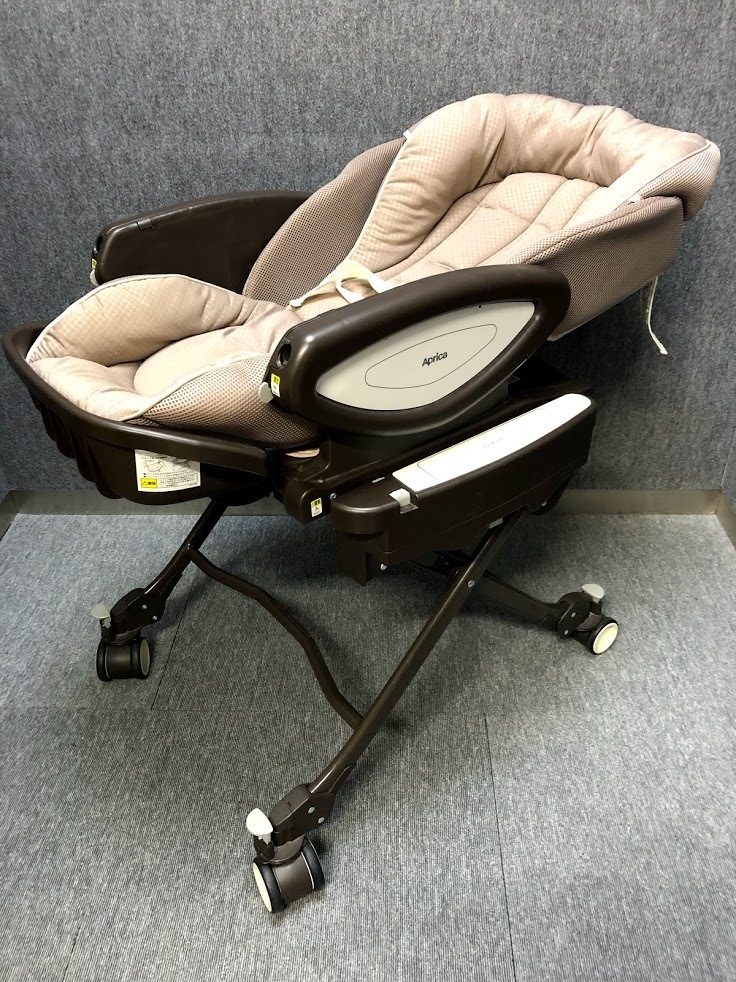 ◇Aprica アップリカ◇ 電動ハイローチェア ユラリズムオートDX