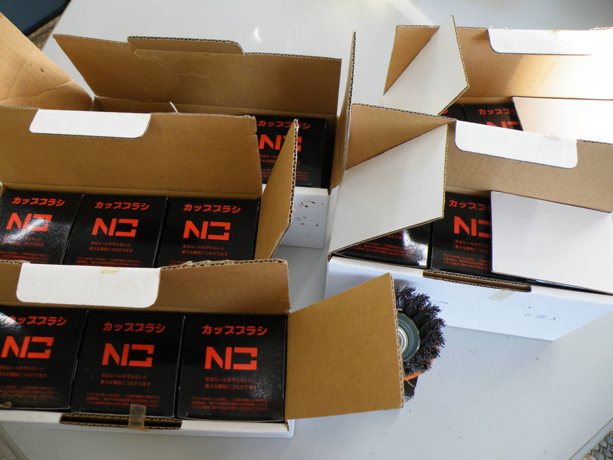 グラインダ取り付け可能・ワイヤブラシ_1