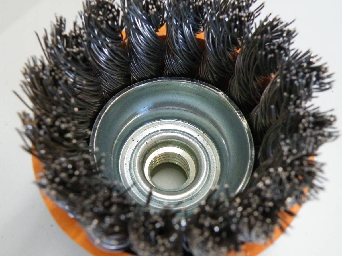 グラインダ取り付け可能・ワイヤブラシ_4