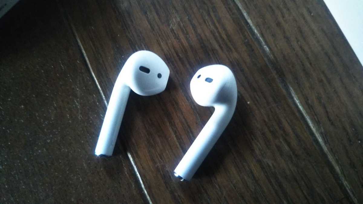 Apple AirPods 第1世代 MMEF2J⁄A 価格比較 - 価格.com