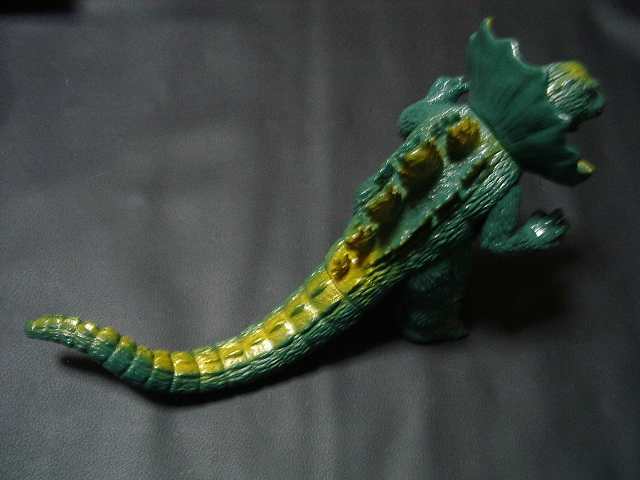 ムービーモンスターシリーズ×ウルトラ怪獣アドバンス エリ巻恐竜