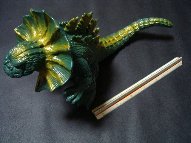 ムービーモンスターシリーズ×ウルトラ怪獣アドバンス エリ巻恐竜