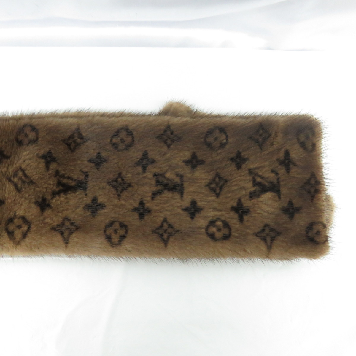 中古】LOUIS VUITTON ルイ・ヴィトン ミンク マフラー 襟巻 エシャルプ 