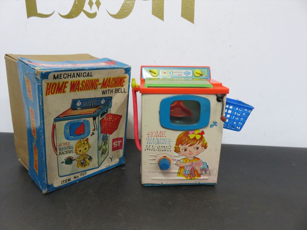 当時物 玩具店倉庫品 ヨネザワ カゴ付き完品 洗濯機 ゼンマイ ブリキ 日本製 ままごと キッチン ミニチュア 米沢 米澤 昭和レトロ ブリキ 売買されたオークション情報 Yahooの商品情報をアーカイブ公開 オークファン Aucfan Com