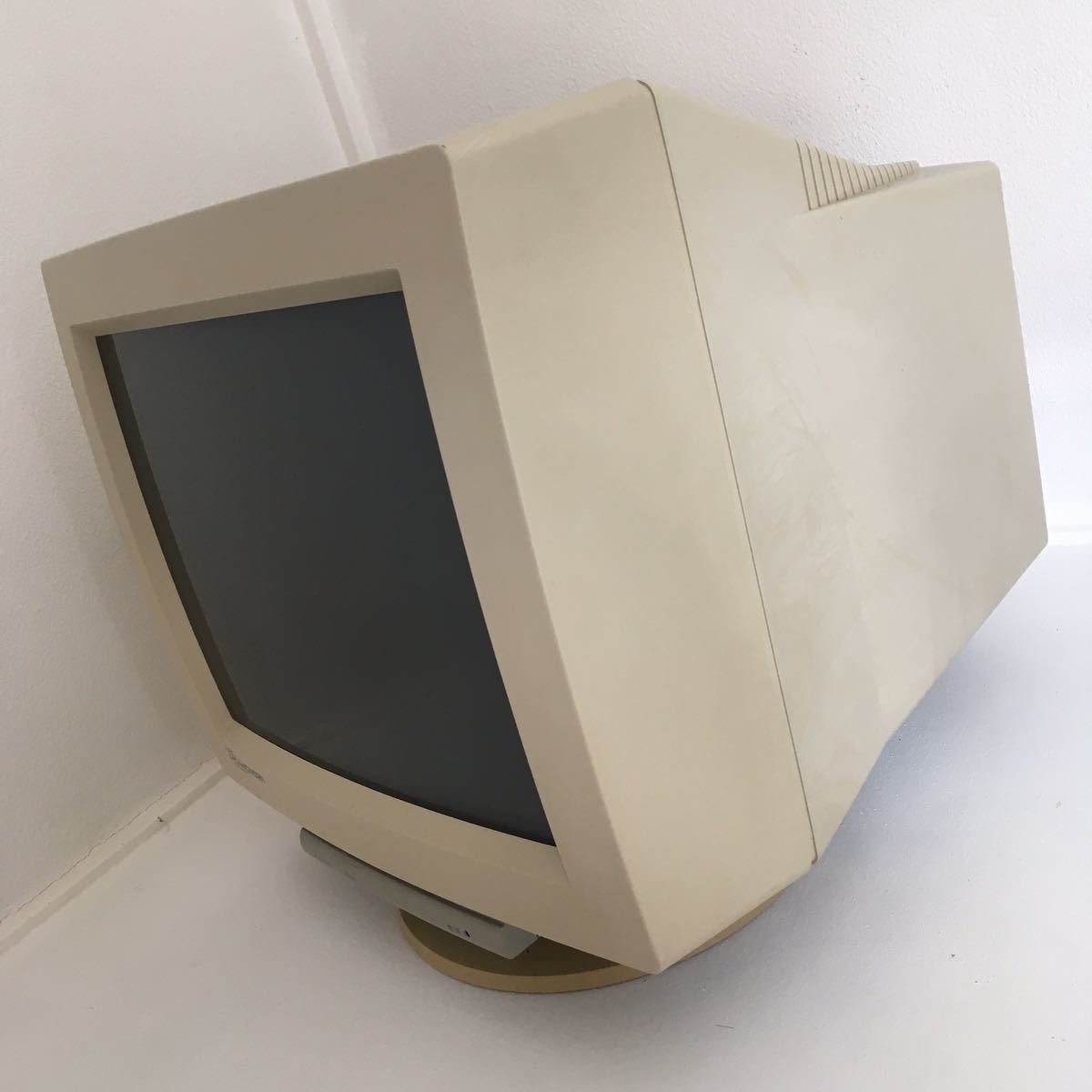 ジャンク　NEC PC-9821 15inchディスプレイ　レトロ ジャンク NEC PC-9821 15inchディスプレイ レトロ NEC - の落札相場