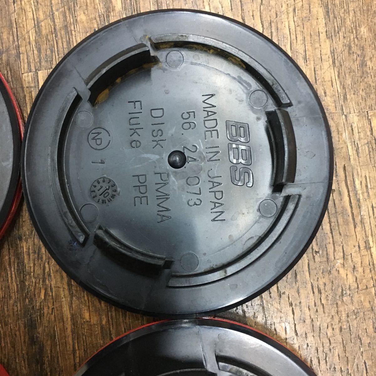 センターキャップ BBS 赤 美品 正規品 56パイ RF 赤」の落札相場 「bbs -