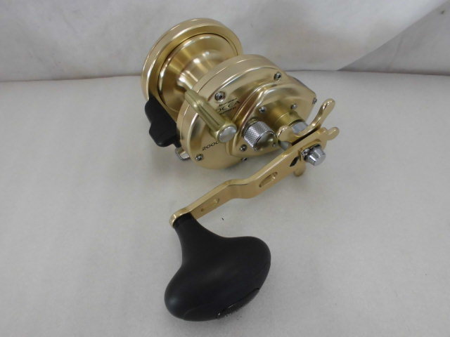  FAB-01976 SHIMANO シマノ オシアジガー 2000P(シマノ)｜売買されたオークション情報、yahooの商品情報をアーカイブ公開 - オークファン シマノ