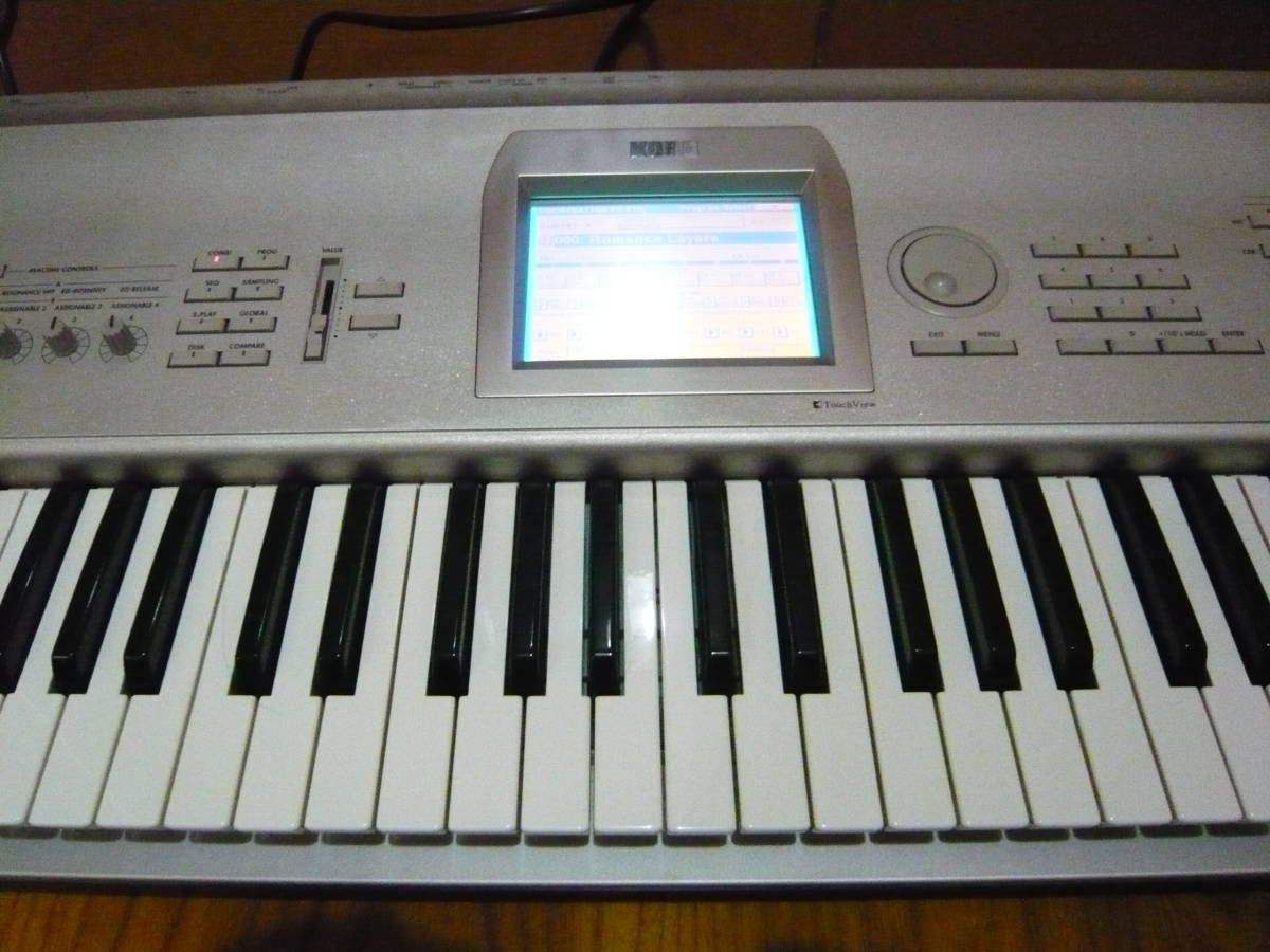KORG/コルグ TRITON STUDIO 76鍵盤 CDRW-1 SIMM 16MB Ver1.0.2 2003 