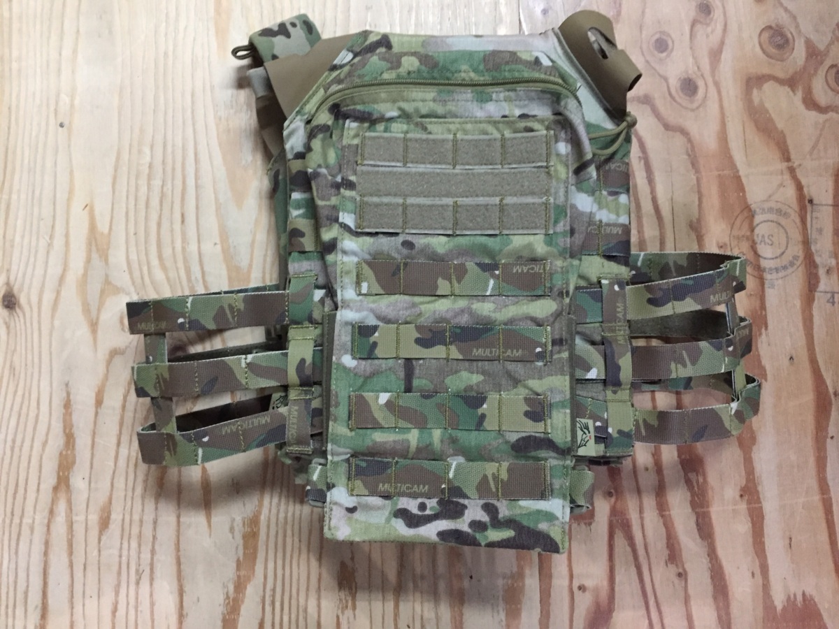 FLYYE Swift プレートキャリア MC(実物1000D) ハイドレーション バッグ