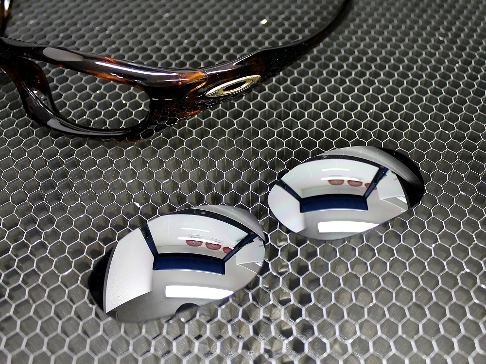 格安，新作 LINEGEAR オークリー モンスタードッグ用 カスタム交換レンズ リキッドメタル OAKLEY Monster Dog MD-LM(セル、プラスチックフレーム)｜売買されたオークション情報、yahooの商品情報をアーカイブ公 セル、プラスチックフレーム