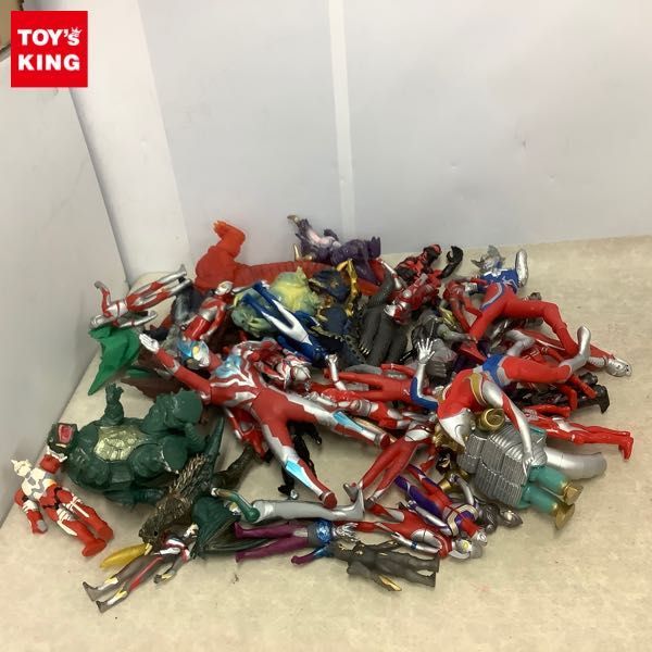 1円～ 訳あり ジャンク フィギュア ウルトラ怪獣 等 ゼットン