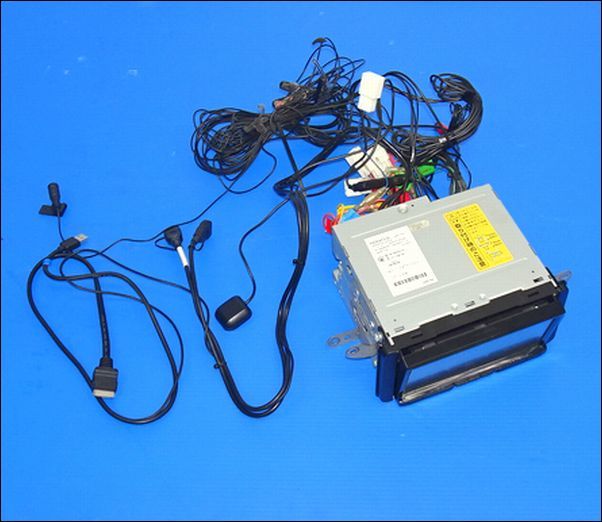 ケンウッド MDV-737DT メモリーナビ 2011年版 訳有 管理44534